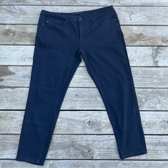 KanCan Denim - Kancan Plus Elsa Kassidy KC5003BK 3XL/20 Black Jeans